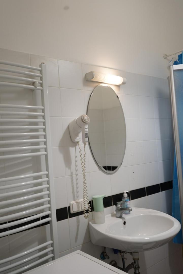 Apartament Volkstheater Apartment.